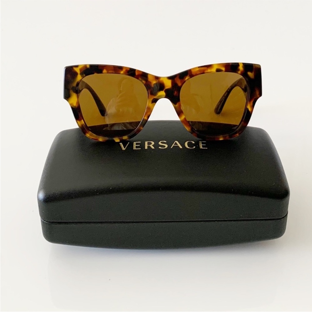 Versace Brown Tortoise Sunglasses - Picture 2 of 14
